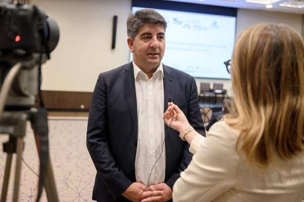 Vasko Karangeleski, BRULZ, speaking to the media after the panel.